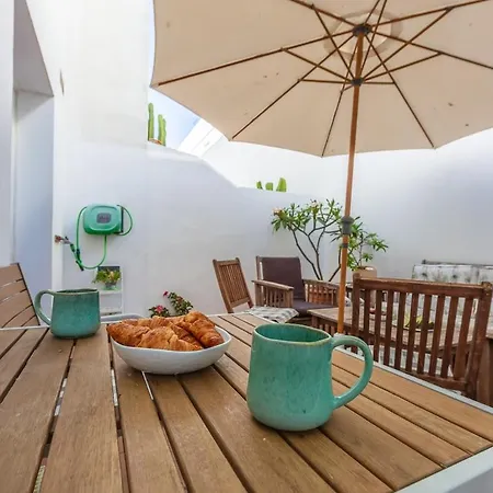 Casa Pez House, Patio & Easy Parking Hébergement de vacances